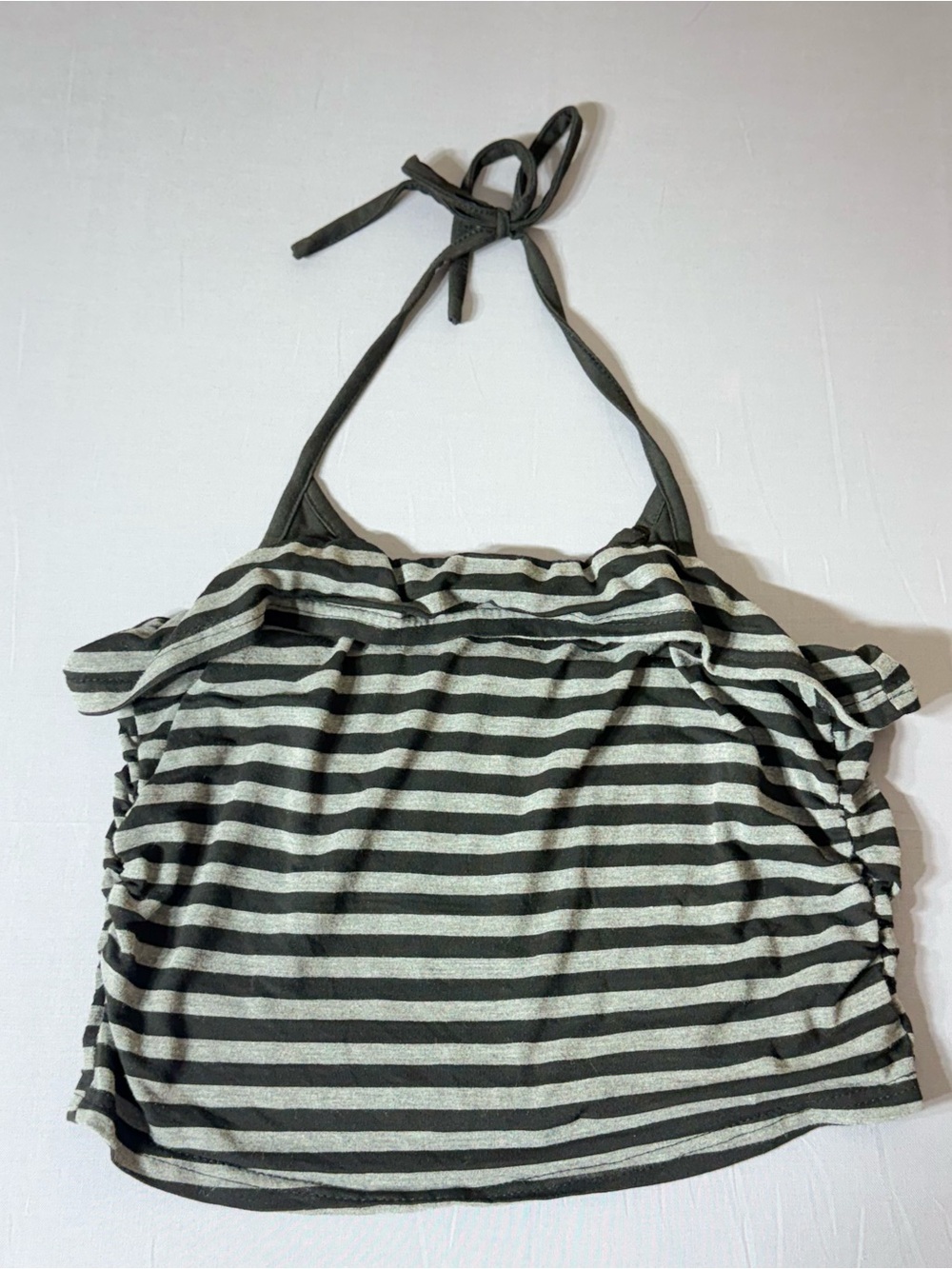ROMWE Black and White Striped Halter Crop Top